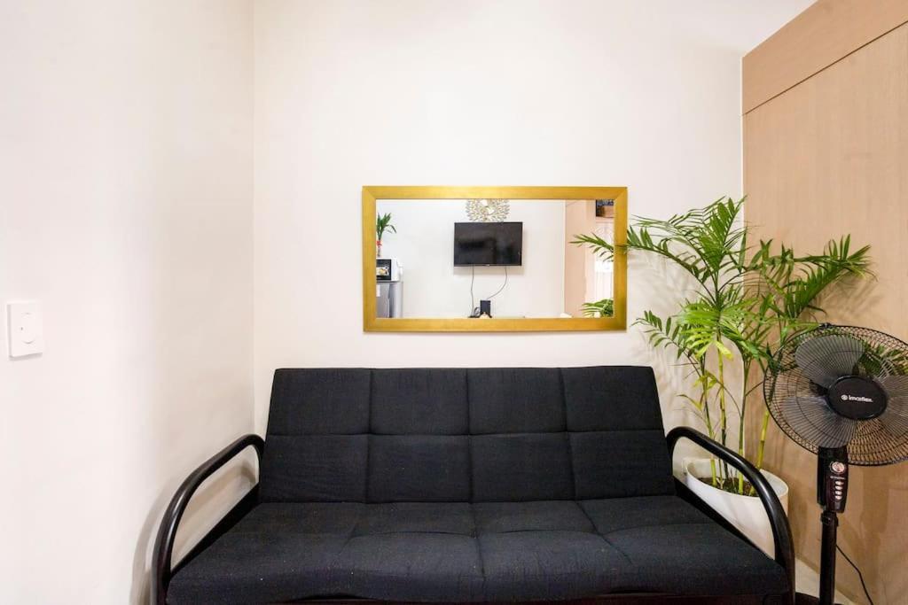 Affordable Condotel Near Manila Airport ภายนอก รูปภาพ