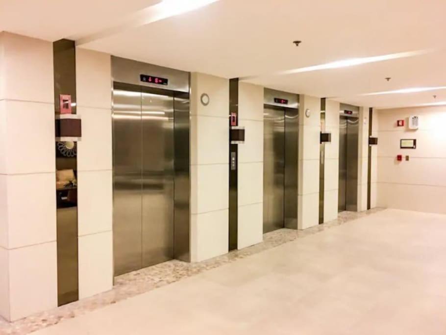 Affordable Condotel Near Manila Airport ภายนอก รูปภาพ